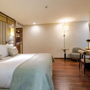 4* Otel Turim